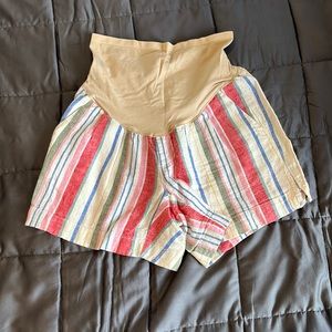 Linen like maternity shorts